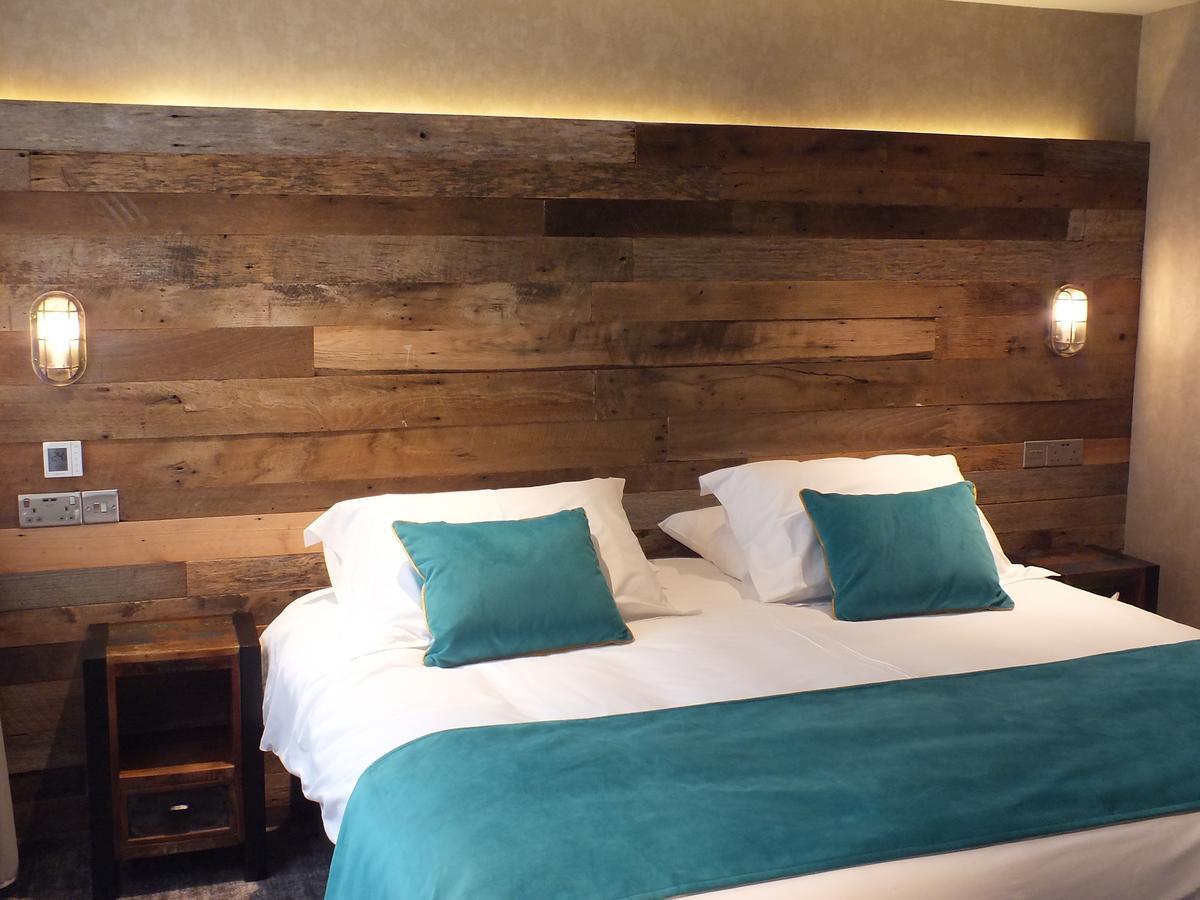 Hotel The Garrison Fort William Esterno foto